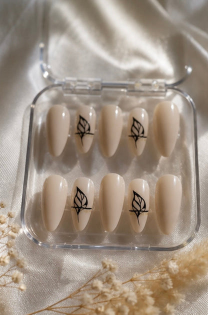 The Coquette Press-On Nails – faux ongles réutilisables ABS haute qualité